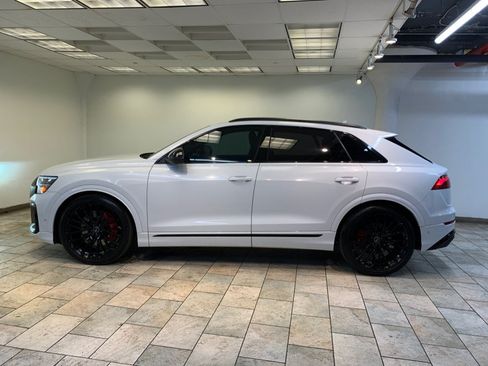 Used 2024 Audi SQ8 Premium Plus w/ S Sport Package AWD/4WD image 12