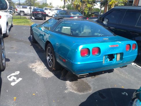 Used 1992 Chevrolet Corvette Coupe RWD image 5