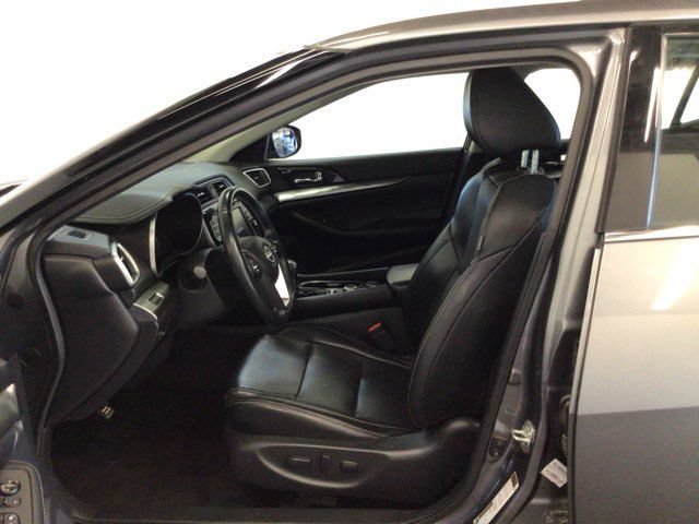 Used 2023 Nissan Maxima SV w/ Floor Mat Group FWD image 22