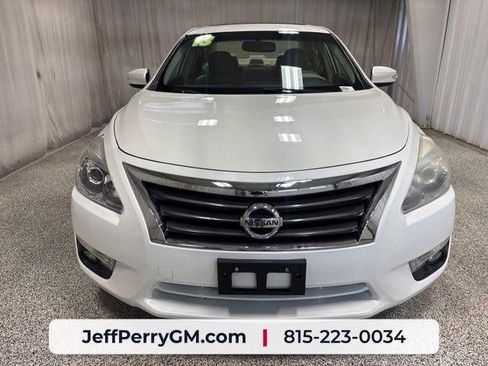 Used 2013 Nissan Altima 3.5 SV w/ Navigation Pkg FWD image 7