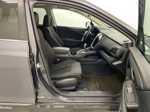 Used 2025 Subaru Outback Premium AWD/4WD image 31