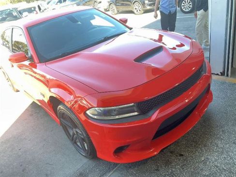 Used 2016 Dodge Charger R/T Scat Pack w/ Beats Audio Group image 8