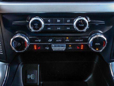 Used 2023 Ford F150 Lightning XLT AWD/4WD image 23