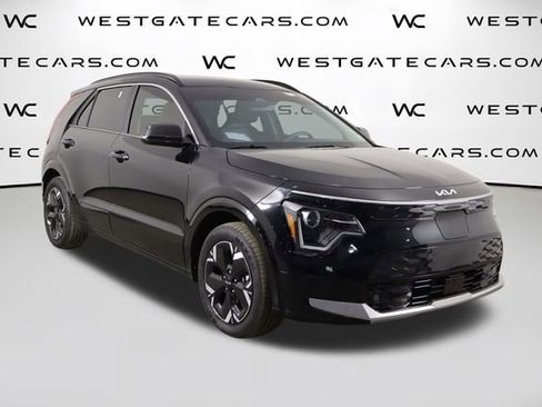 Used 2025 Kia Niro Wind w/ Wind Preserve Package FWD image 42