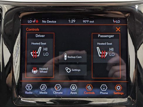 Used 2022 Jeep Cherokee Limited image 6