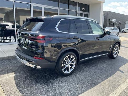 Certified 2024 BMW X5 xDrive40i w/ Premium Package AWD/4WD image 8