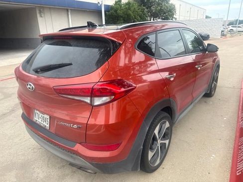 Used 2018 Hyundai Tucson Limited w/ Ultimate Package 02 FWD image 4