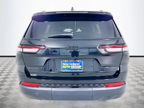 New 2025 Jeep Grand Cherokee L Altitude image 5