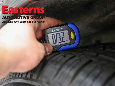 Used 2024 Dodge Durango GT RWD image 25