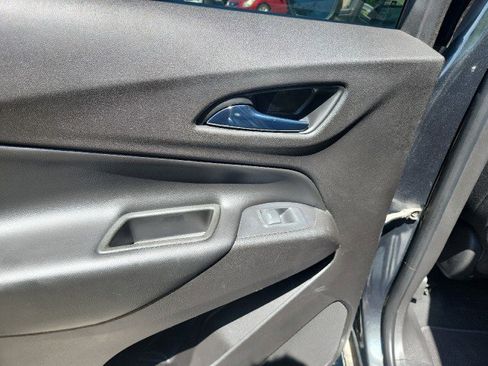 Used 2019 Chevrolet Equinox LT FWD image 32