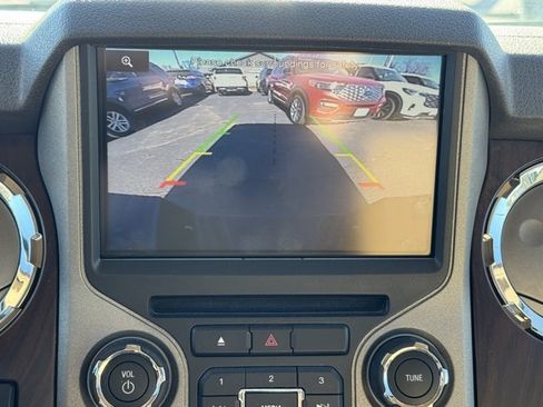 Used 2015 Ford F250 Lariat w/ Chrome Package image 29