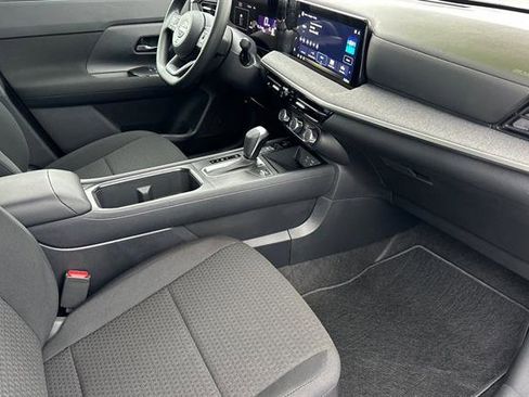 New 2026 Nissan Kicks S image 17