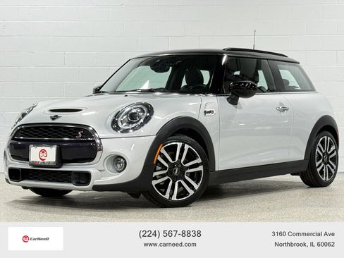 Used 2021 MINI Cooper S image 1