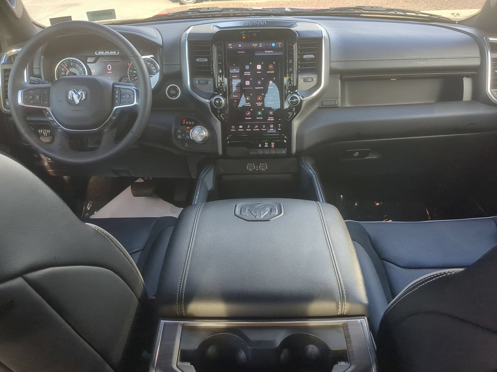 Used 2025 RAM 1500 Laramie AWD/4WD image 30