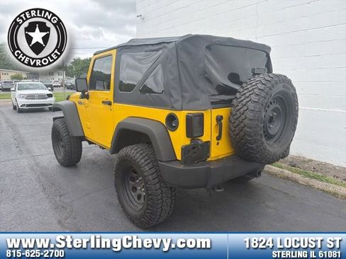Used 2009 Jeep Wrangler X AWD/4WD image 3