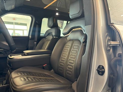 Used 2024 Rivian R1S Adventure AWD/4WD image 12