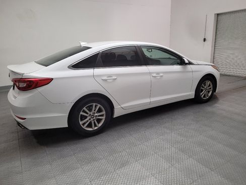 Used 2016 Hyundai Sonata SE FWD image 10