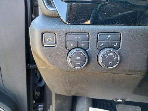 Used 2023 Chevrolet Silverado 1500 LT AWD/4WD image 13