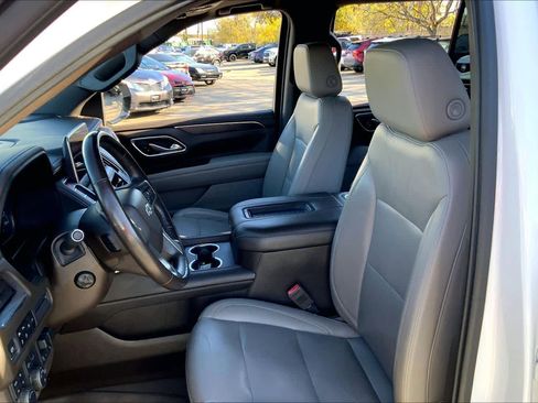 Used 2021 Chevrolet Tahoe Z71 w/ Z71 Signature Package image 7