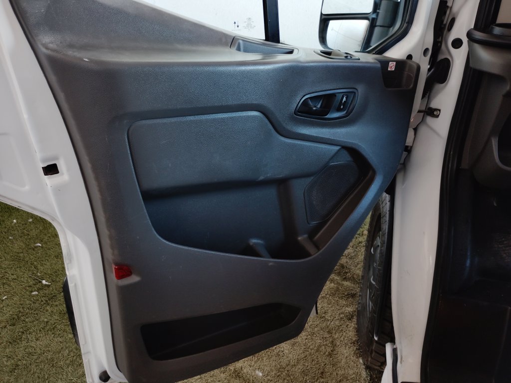 Used 2020 Ford Transit 250 Medium Roof w/ Load Area Protection Package RWD image 21
