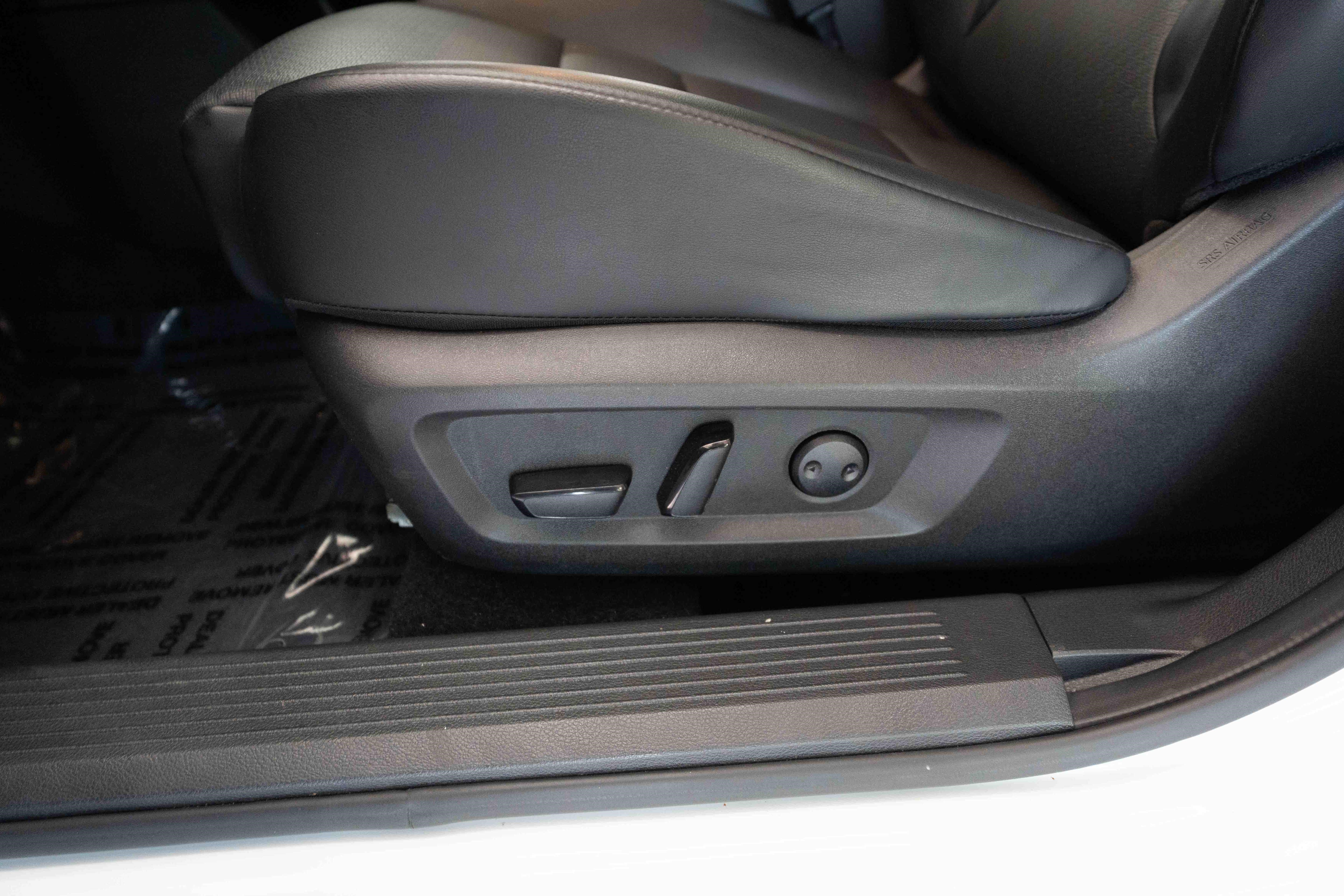 Used 2023 Nissan Rogue SV w/ SV Premium B Package AWD/4WD image 12