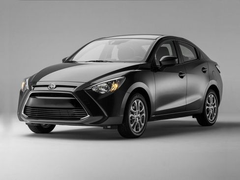 Used 2016 Scion iA Base image 1