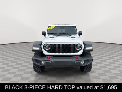 Used 2024 Jeep Wrangler Unlimited Rubicon AWD/4WD image 5