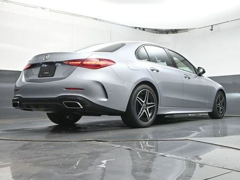 Used 2025 Mercedes-Benz C 300 Sedan image 39