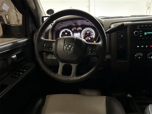 Used 2012 RAM 3500 ST w/ Chrome Appearance Group image 11