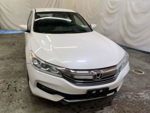 Used 2017 Honda Accord Sport Special Edition image 3