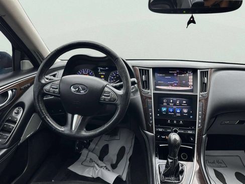Used 2017 INFINITI Q50 3.0t Premium w/ Driver Assistance Package AWD/4WD image 18