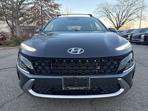 Used 2022 Hyundai Kona Limited image 2