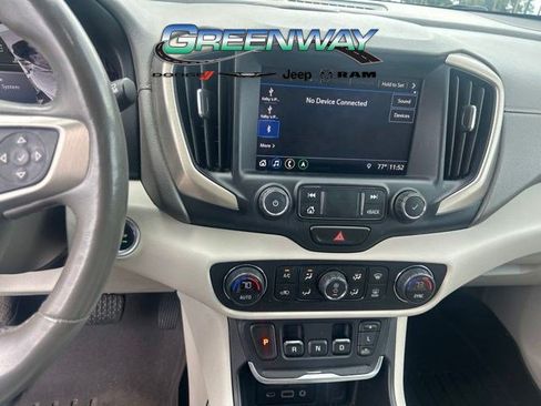 Used 2020 GMC Terrain Denali w/ Denali Premium Package FWD image 26