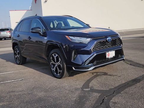 Certified 2023 Toyota RAV4 XSE w/ Weather Package AWD/4WD image 4