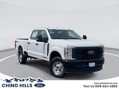 New 2026 Ford F350 XL w/ FX4 Off-Road Package