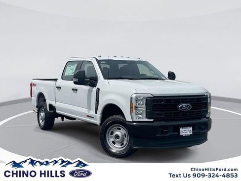 New 2026 Ford F350 XL w/ FX4 Off-Road Package image 1