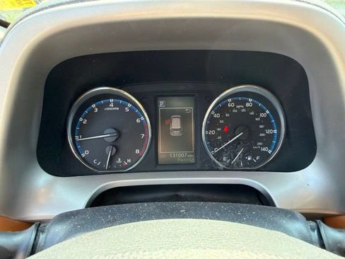 Used 2016 Toyota RAV4 Limited FWD image 26