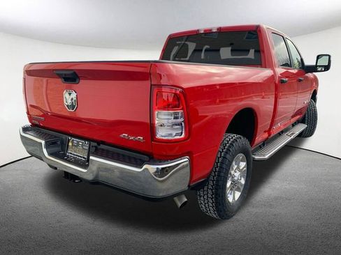 Used 2024 RAM 2500 Big Horn w/ Bed Utility Group image 14