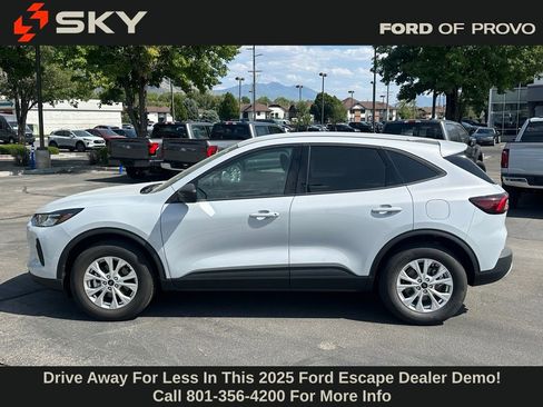 Used 2025 Ford Escape Active w/ Tech Pack #1 image 2