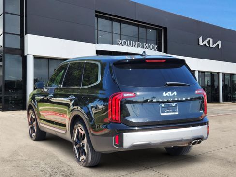 Certified 2024 Kia Telluride S w/ S Sunroof Package AWD/4WD image 6
