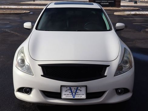 Used 2011 INFINITI G37 x Sedan w/ Premium Pkg image 12