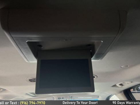 Used 2012 GMC Yukon XL Denali AWD/4WD image 27