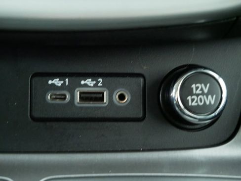 Used 2022 Nissan Murano S image 26