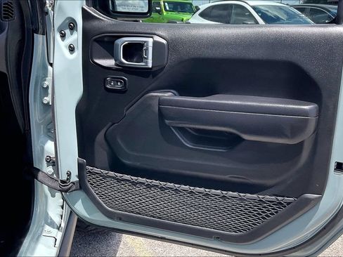Certified 2023 Jeep Wrangler Sport AWD/4WD image 26