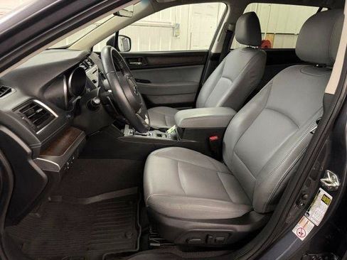 Used 2019 Subaru Outback 2.5i Limited w/ Protection Package #1 AWD/4WD image 5