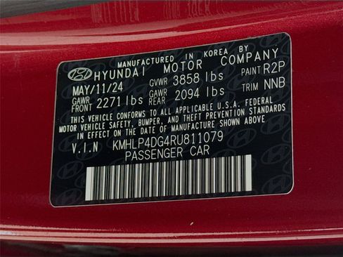 Used 2024 Hyundai Elantra Limited FWD image 24