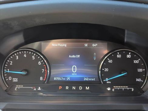Used 2021 Ford Explorer XLT w/ Equipment Group 202A AWD/4WD image 11