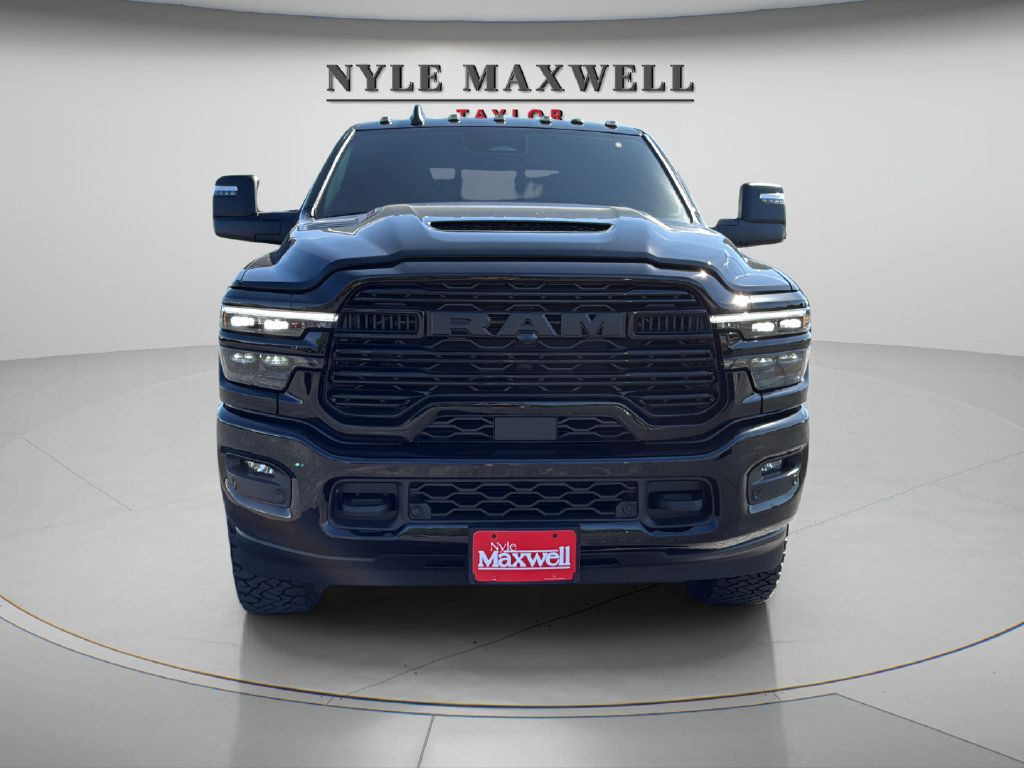 Used 2026 RAM 3500 Laramie AWD/4WD image 9