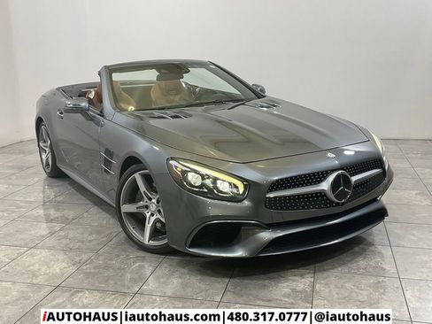 Used 2017 Mercedes-Benz SL 550 image 8