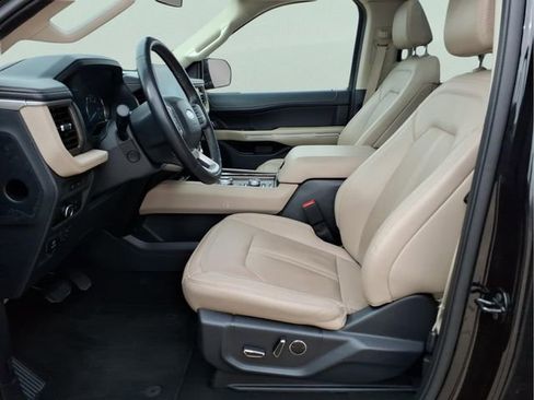 Used 2024 Ford Expedition Max Limited image 20